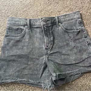 Express black/gray distressed mid-rise shorts, size 8